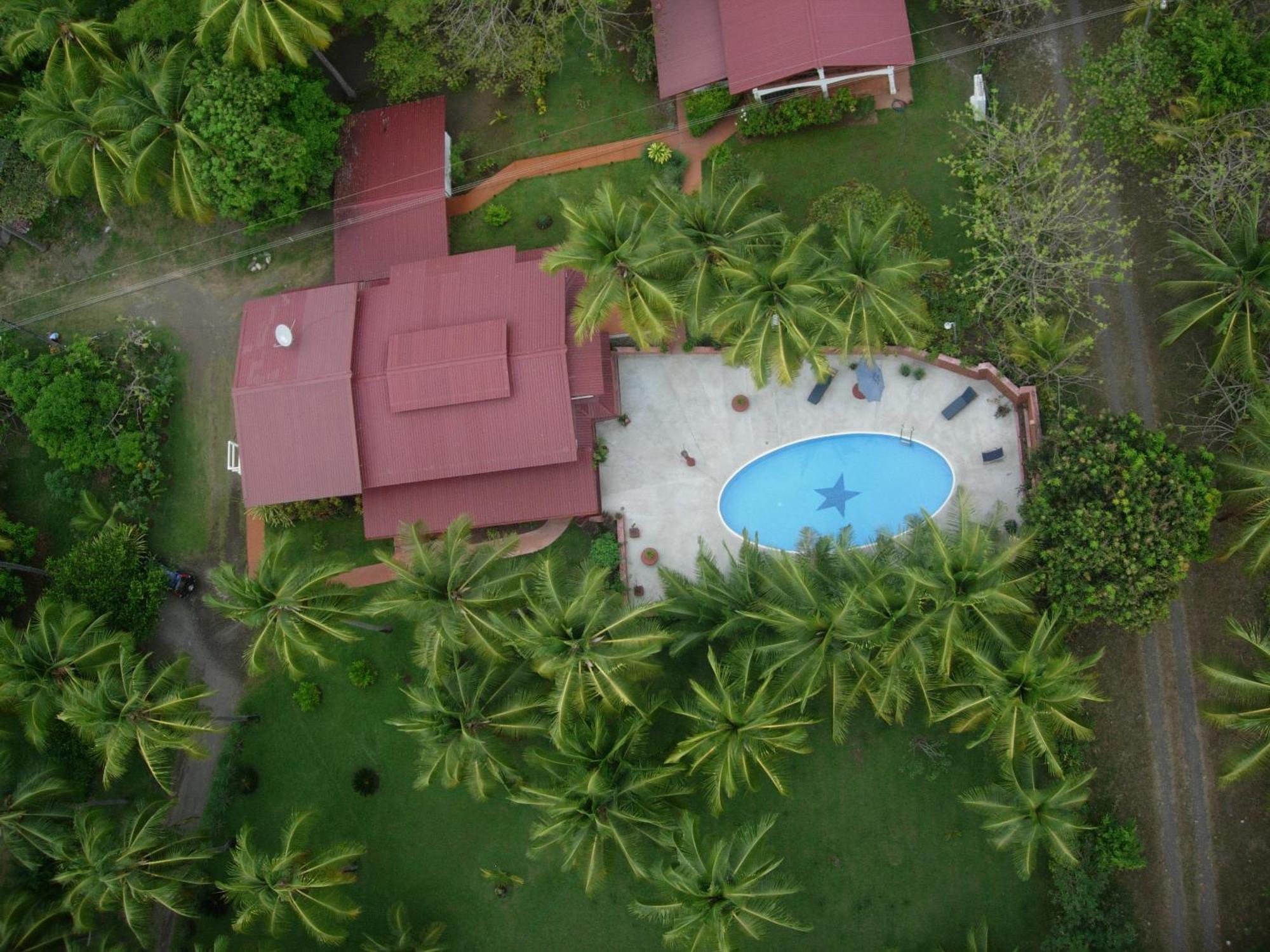贝索维托山林小屋（仅限成人） 帕里塔 外观 照片